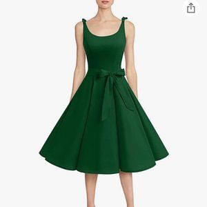 Vintage Retro Green Swing Dress with removable waist belt and knots on shoulders